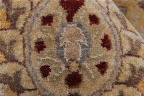 Tabriz Beige Hand Knotted 90 X 120 Area Rug 250-26188 Image 10