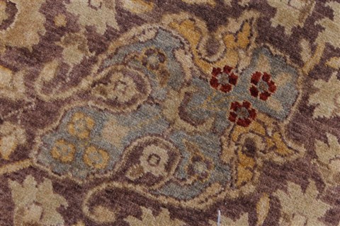 Tabriz Beige Hand Knotted 90 X 120 Area Rug 250-26188 Image 9
