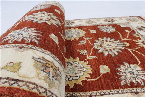 Ziegler Beige Runner Hand Knotted 27 X 58 Area Rug 250-26199 Image 9