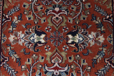 Sarouk Beige Runner Hand Knotted 24 X 60 Area Rug 250-26202 Image 3