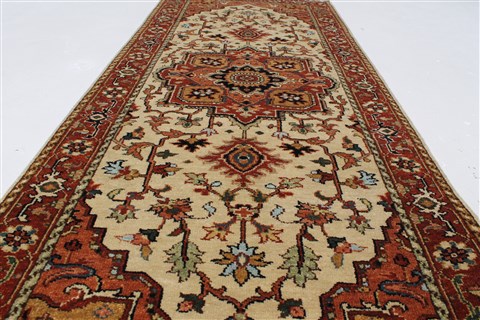 Serapi Beige Runner Hand Knotted 25 X 60 Area Rug 250-26206 Image 4
