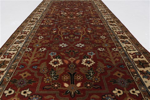 Semnan Beige Runner Hand Knotted 27 X 510 Area Rug 250-26209 Image 3