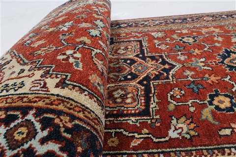 Serapi Red Runner Hand Knotted 25 X 60 Area Rug 250-26214 Image 9
