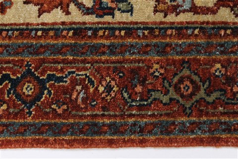 Serapi Beige Runner Hand Knotted 27 X 61 Area Rug 250-26219 Image 2
