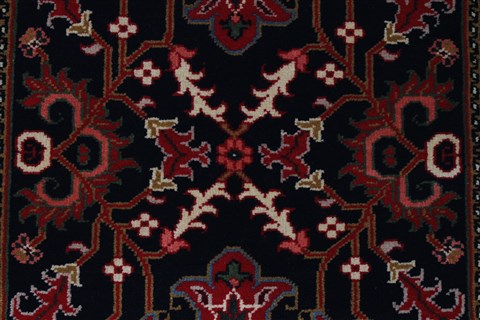 Heriz Black Hand Knotted 27 X 61 Area Rug 250-26226 Image 3