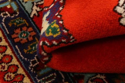 Pak-Persian Red Hand Knotted 110 X 29 Area Rug 100-26240 Image 2