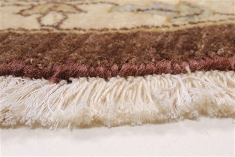 Pishavar Beige Round Hand Knotted 80 X 80 Area Rug 250-26249 Image 4