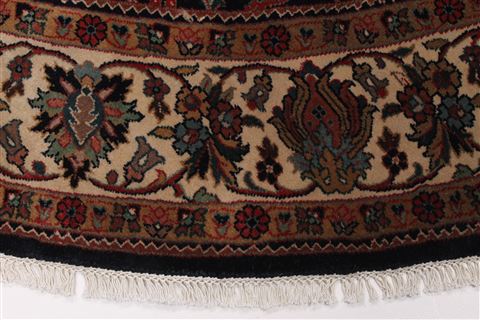 Kashmar Purple Round Hand Knotted 80 X 81 Area Rug 250-26250 Image 3