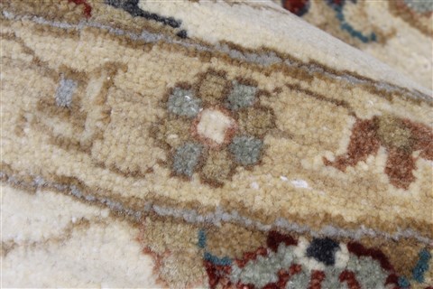 Pishavar Beige Round Hand Knotted 80 X 81 Area Rug 250-26258 Image 8
