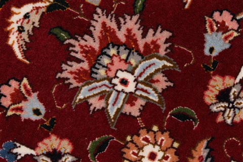 Tabriz Purple Round Hand Knotted 69 X 69 Area Rug 250-26268 Image 7