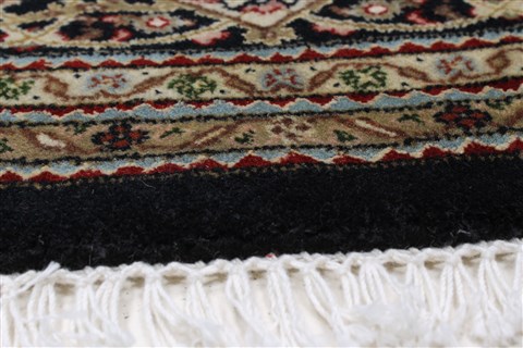Tabriz Brown Round Hand Knotted 67 X 67 Area Rug 250-26269 Image 5