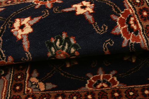 Tabriz Red Hand Knotted 110 X 31 Area Rug 253-26278 Image 3
