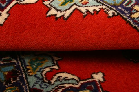 Tabriz Red Hand Knotted 111 X 210 Area Rug 100-26282 Image 4