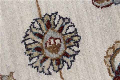 Chobi Beige Round Hand Knotted 80 X 80 Area Rug 250-26288 Image 7