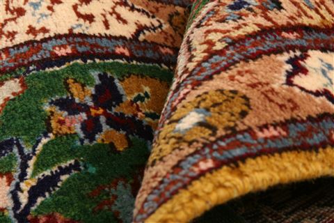 Tabriz Green Hand Knotted 19 X 32 Area Rug 100-26289 Image 2