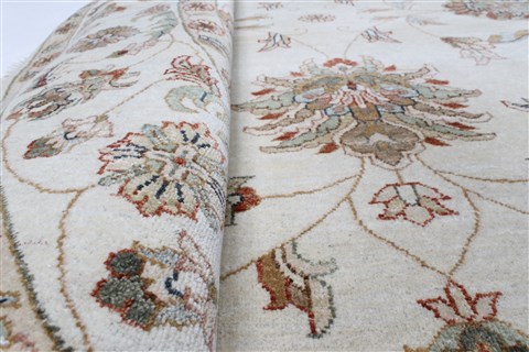 Chobi Beige Round Hand Knotted 81 X 82 Area Rug 250-26295 Image 1