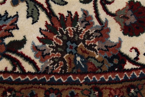 Tabriz Beige Round Hand Knotted 80 X 80 Area Rug 250-26297 Image 7