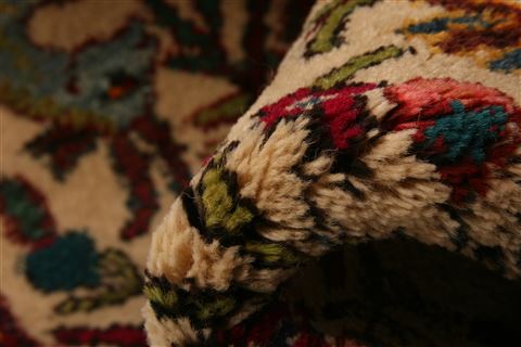Tabriz Beige Square Hand Knotted 18 X 24 Area Rug 253-26325 Image 2