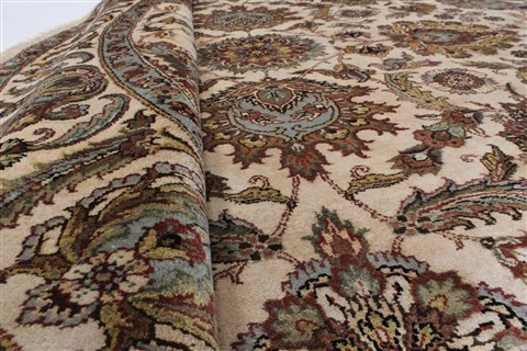 Kashmar Beige Round Hand Knotted 710 X 711 Area Rug 250-26335 Image 1