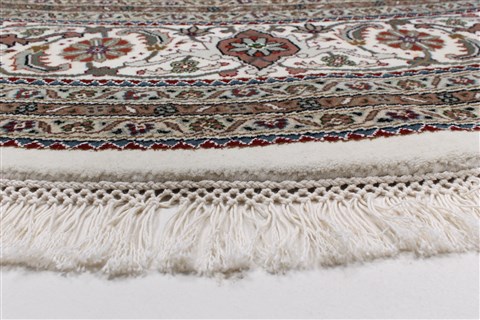Tabriz Beige Round Hand Knotted 84 X 84 Area Rug 250-26337 Image 5