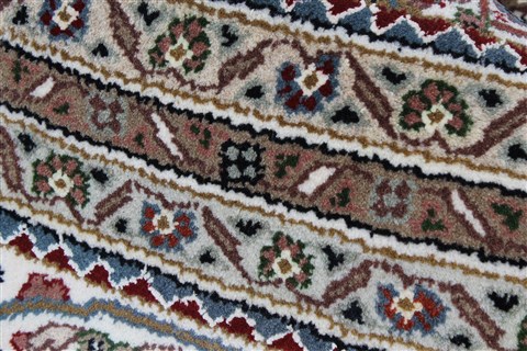 Tabriz Beige Round Hand Knotted 84 X 84 Area Rug 250-26337 Image 8