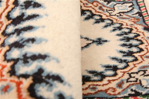 Nain White Hand Knotted 13 X 22 Area Rug 100-26338 Image 3