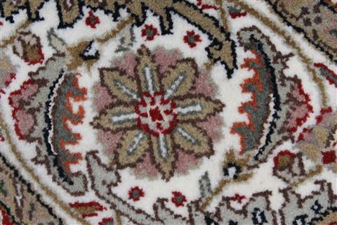 Mahi Beige Round Hand Knotted 83 X 83 Area Rug 250-26339 Image 6