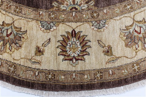 Chobi Brown Round Hand Knotted 80 X 81 Area Rug 250-26345 Image 3