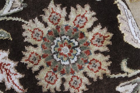 Tabriz Beige Round Hand Knotted 79 X 79 Area Rug 250-26347 Image 10