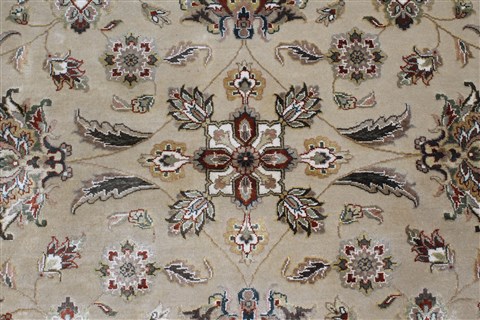 Tabriz Beige Round Hand Knotted 79 X 79 Area Rug 250-26347 Image 6