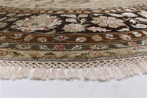 Tabriz Beige Round Hand Knotted 79 X 79 Area Rug 250-26347 Image 7