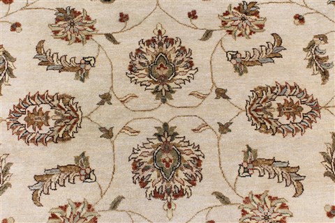 Pishavar Beige Round Hand Knotted 711 X 80 Area Rug 250-26350 Image 4