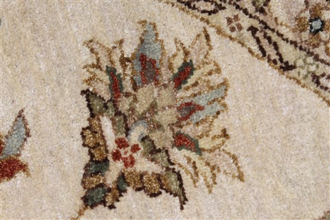 Pishavar Beige Round Hand Knotted 711 X 80 Area Rug 250-26350 Image 6