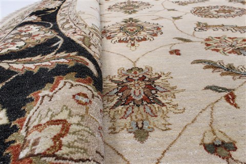 Pishavar Beige Round Hand Knotted 711 X 80 Area Rug 250-26350 Image 9