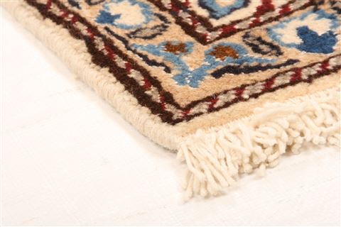 Nain Red Square Hand Knotted 16 X 22 Area Rug 253-26369 Image 1
