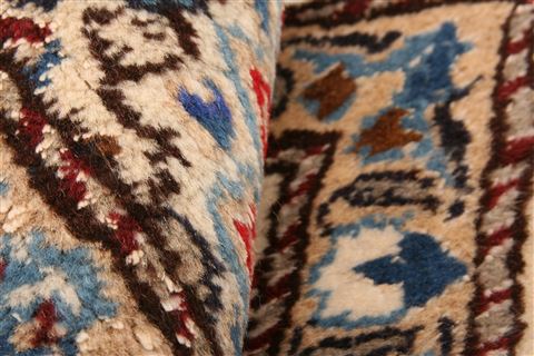 Nain Red Square Hand Knotted 16 X 22 Area Rug 253-26369 Image 2