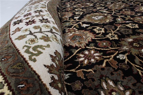 Kashmar Beige Round Hand Knotted 811 X 811 Area Rug 250-26374 Image 2