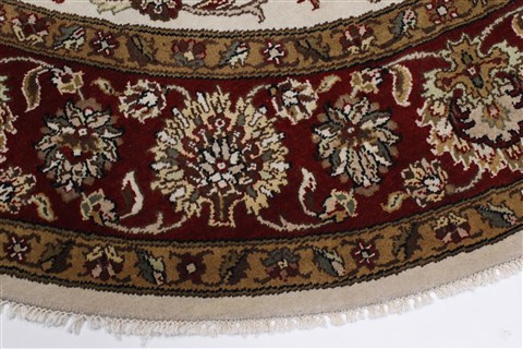 Kashan Beige Round Hand Knotted 711 X 711 Area Rug 250-26378 Image 5