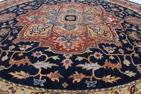 Serapi Brown Round Hand Knotted 80 X 80 Area Rug 250-26382 Image 2