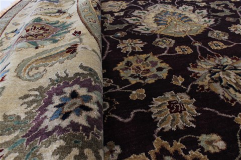 Kashan Beige Round Hand Knotted 83 X 84 Area Rug 250-26387 Image 2