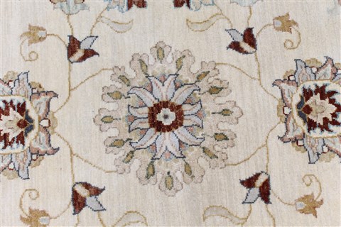Chobi Beige Round Hand Knotted 711 X 80 Area Rug 250-26389 Image 4