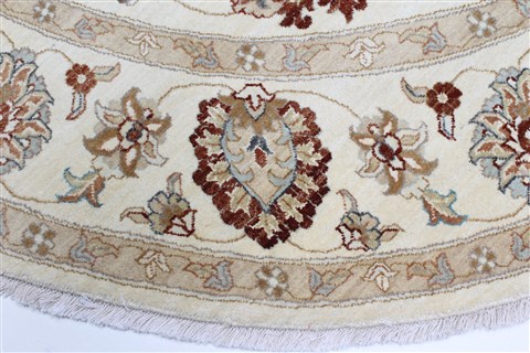 Chobi Beige Round Hand Knotted 710 X 710 Area Rug 250-26390 Image 4