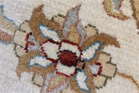 Chobi Beige Round Hand Knotted 711 X 711 Area Rug 250-26398 Image 8