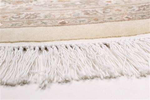 Tabriz Beige Round Hand Knotted 80 X 81 Area Rug 250-26403 Image 6