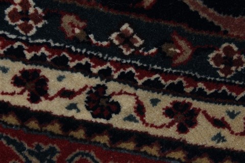 Semnan Purple Round Hand Knotted 711 X 711 Area Rug 250-26432 Image 9