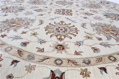 Chobi Beige Round Hand Knotted 80 X 82 Area Rug 250-26434 Image 3