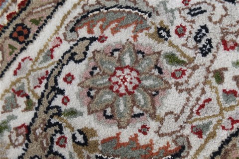 Mahi Blue Round Hand Knotted 83 X 83 Area Rug 250-26439 Image 9