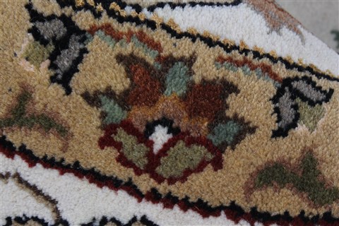 Kashmar Beige Round Hand Knotted 77 X 77 Area Rug 250-26448 Image 8