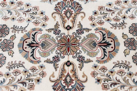 Kashmar Grey Round Hand Knotted 82 X 82 Area Rug 250-26471 Image 4