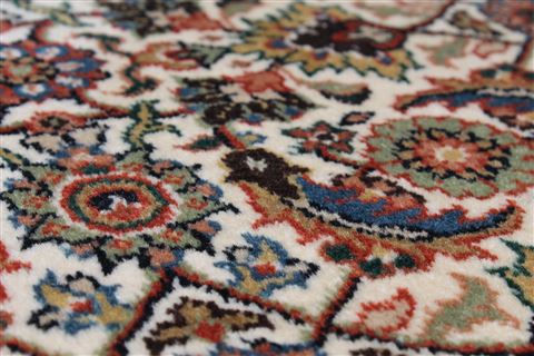 Herati Green Round Hand Knotted 80 X 80 Area Rug 250-26484 Image 5